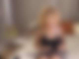 Trixie-June's Live Sex Cam Show