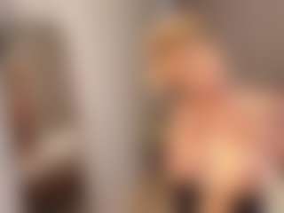 Trixie-June's Live Sex Cam Show