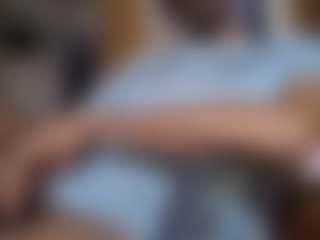 Spettacolo in cam dal vivo con betshecntfuckme - Car su Camsoda