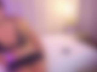 Live cam show with SamyLovett - Fetish Toys on dropp.cam
