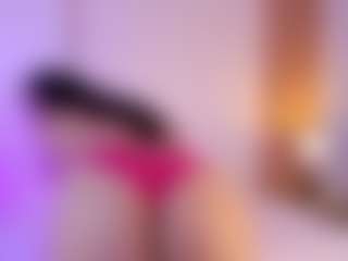 SaraBoch MILF webcam performer live streaming