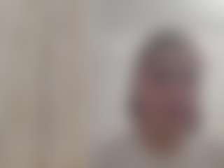 Laura's Live Sex Cam Show