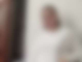 Laura's Live Sex Cam Show