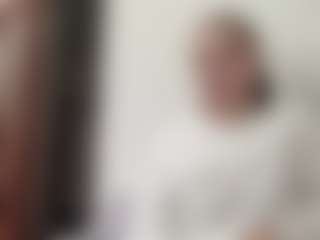 Laura's Live Sex Cam Show