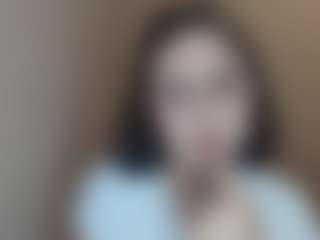 Live cam show with Laura - Blue Eyes on iamadamtest123.com