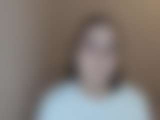 Live cam show with Laura - Shower on Instabang