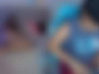 Live cam show with Kassiekitty - Drinking on madthumbs