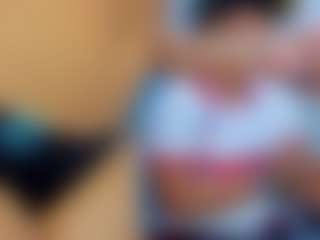 Live cam show with Kassiekitty - New Teen (18+) on Soda Cam