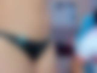 Live cam show with Kassiekitty - Nipple Piercings on eurowanks.com