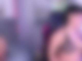 Live cam show with Kassiekitty - Teen (18+) on Dolls Live