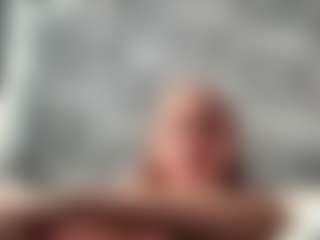Live cam show with KenaDilsaver - New Sexwebcam on thefappeningchat.com