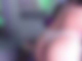 Live cam show with kittygirlsgh - Nipple Piercings on Camsoda