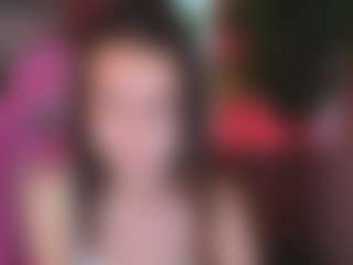 Live cam show with LunaRa1n - Brown Eyes on Camming Site