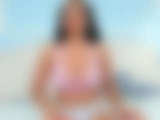 Live cam show with anitta-bella28 - Facial on Camsoda