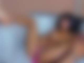 Live cam show with EllieFoxx - Big Tits Toys on livesuperchat.net