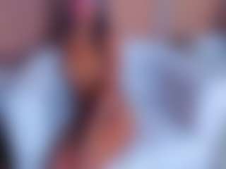 Live cam show with EllieFoxx - New Lovense on StripNow