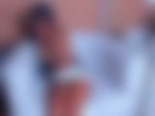 Live cam show with EllieFoxx - Brown Eyes on CSO-WL