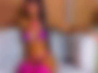Live cam show with EllieFoxx - Wet on Camsoda