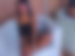 Live cam show with EllieFoxx - HD on Streamer API