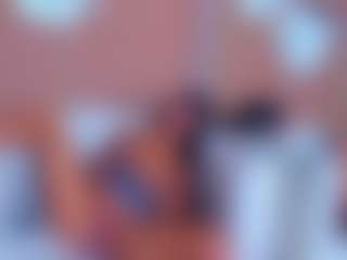 Live cam show with EllieFoxx - Black Amateur on SxyPornLive | colombia