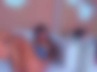 Live cam show with EllieFoxx - Brown Eyes Big Tits on Big Tits