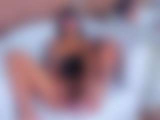 EllieFoxx's Live Sex Cam Show