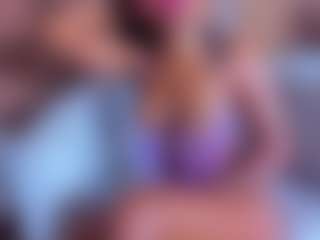 Live cam show with EllieFoxx - Twerk on Camsoda