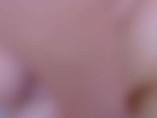 Emma-and-Tara's Live Sex Cam Show