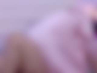 Emma-and-Tara's Live Sex Cam Show