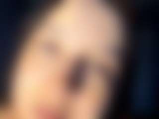 InesShofner's Live Sex Cam Show