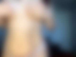 InesShofner's Live Sex Cam Show