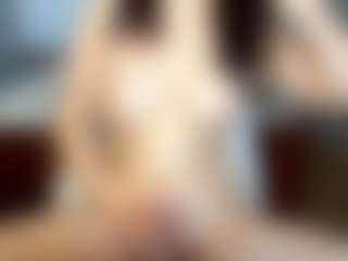 Live-Cam-Show mit InesShofner - Cosplay Granny auf Camsoda