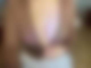 Live cam show with InesShofner - Granny Big Tits on Camsoda