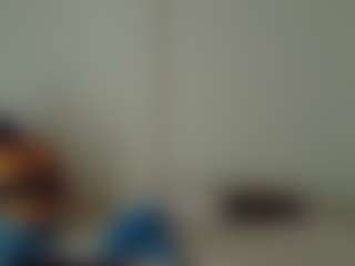 LauraBeaumontt's Live Sex Cam Show