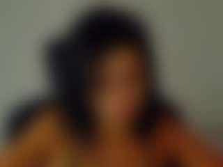 Live cam show with LauraBeaumontt - New Petite on galaxygirlnitro.com