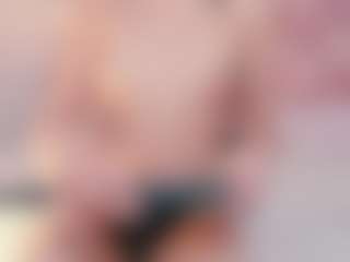 Live cam show with lily-blossom - New Brown Eyes on EXY