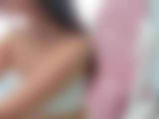 Live cam show with Lilyisshy - New Brown Eyes on Camsoda