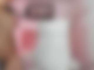 Live cam show with Lorennrouse - Camel Toe on nudelive.tv