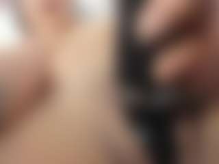 Live cam show with Lorennrouse - Camel Toe on dropp.cam