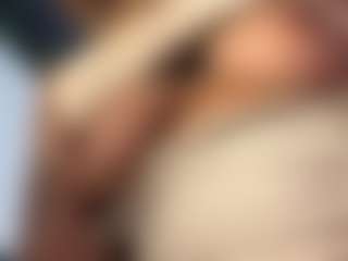 Live cam show with Maacha - Moaning on Camsoda