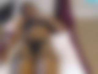 NaughtyLira69's Live Sex Cam Show