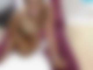 NaughtyLira69's Live Sex Cam Show