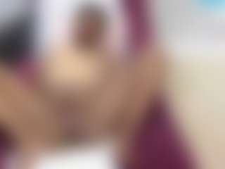NaughtyLira69's Live Sex Cam Show