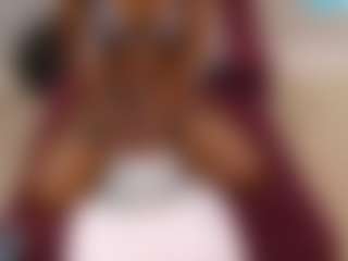NaughtyLira69's Live Sex Cam Show