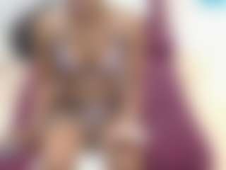 NaughtyLira69's Live Sex Cam Show