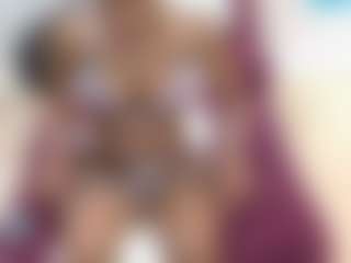 NaughtyLira69's Live Sex Cam Show