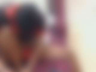 NaughtyLira69's Live Sex Cam Show