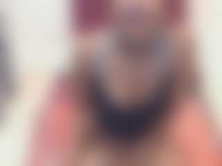 NaughtyLira69's Live Sex Cam Show