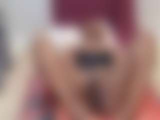 NaughtyLira69's Live Sex Cam Show