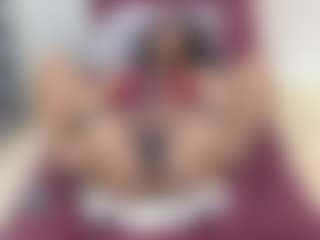 NaughtyLira69's Live Sex Cam Show